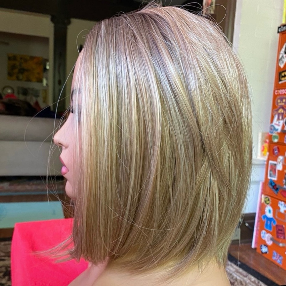 Champagne dirty blonde lace bob wig